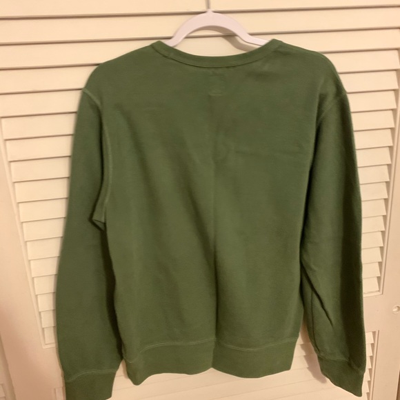 Beautiful Olive Green Sweater - Picture 4 of 4